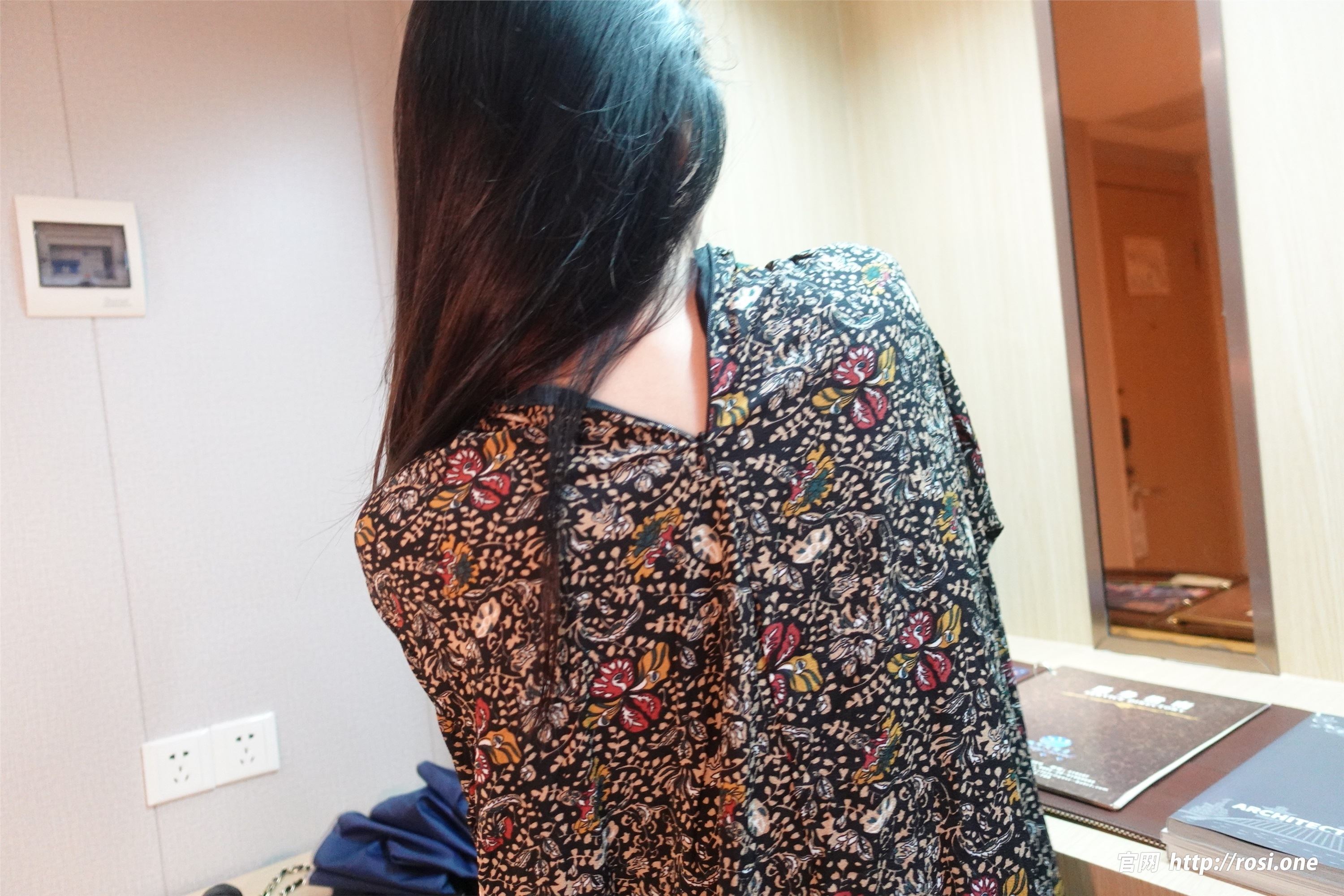 ROSI写真 2023.05.09 NO.4173